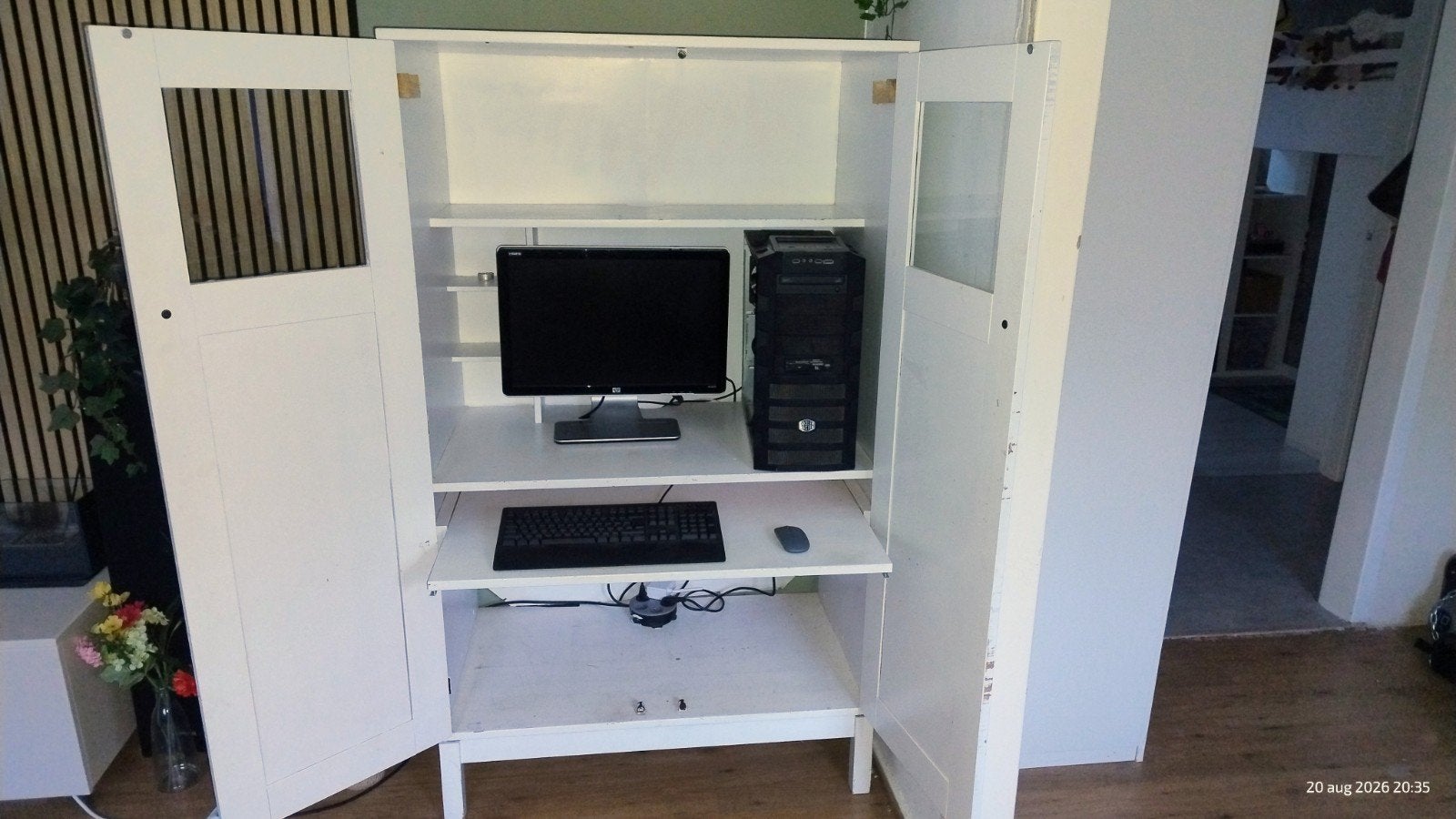 Gratis computerkast (zonder PC), Huis en Inrichting, Kasten | Computermeubels, Ophalen, Gebruikt, 120 tot 170 cm, Minder dan 70 cm