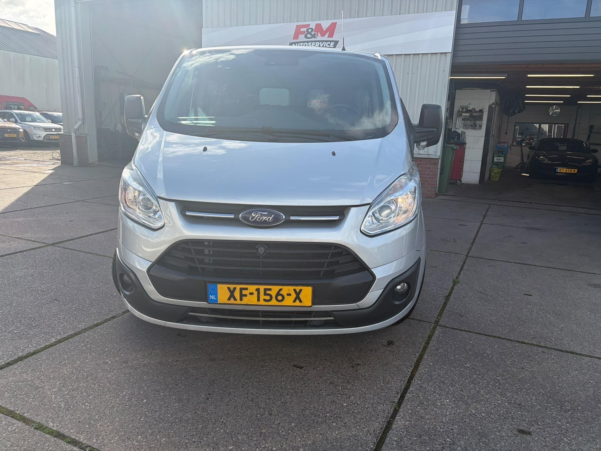 Ford Transit Custom 310 2.0 TDCI L2H1 Trend Geel kenteken! A, Voorwielaandrijving, Stof, Gebruikt, Euro 6