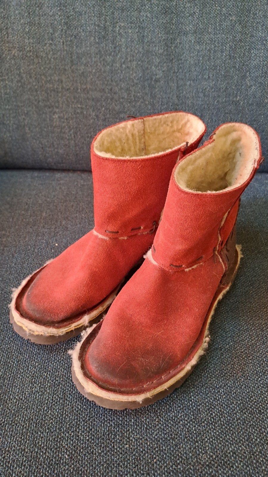 Jonny's wol suede laarsjes maat 39-40, Kleding | Dames, Schoenen, Ophalen of Verzenden, Zo goed als nieuw, Rood