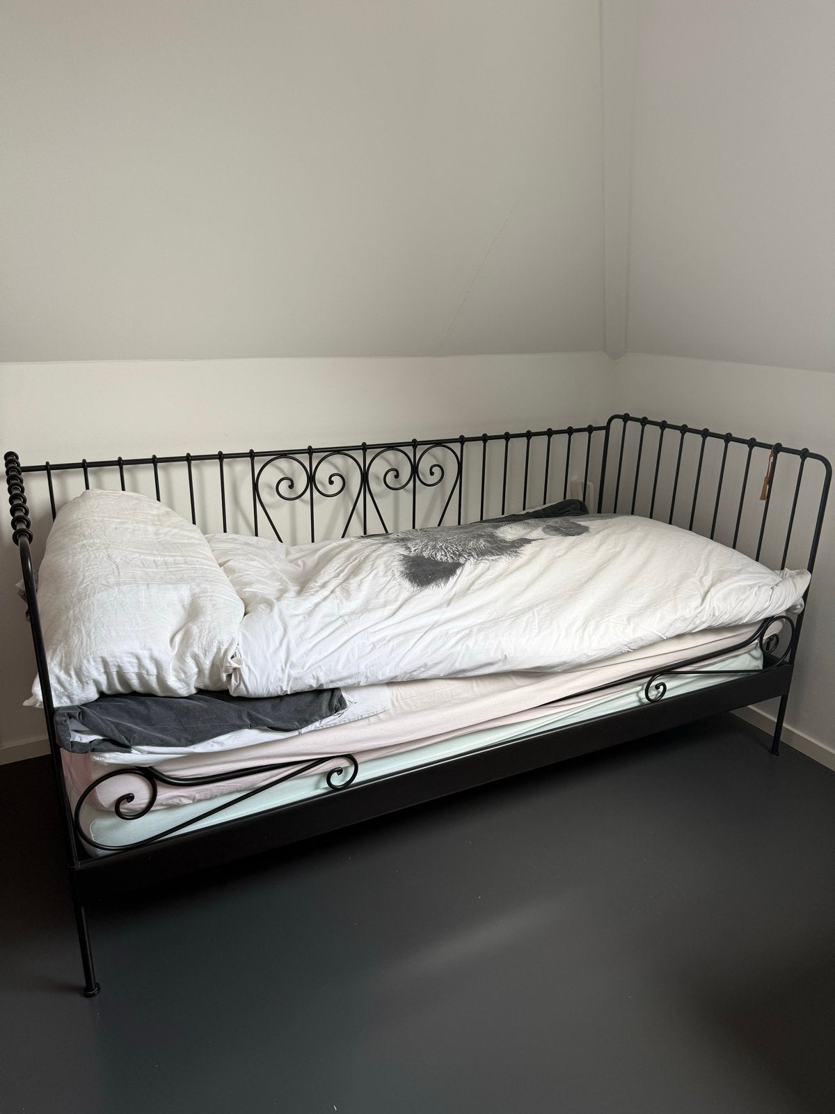 Ikea spijlenbed zwart 90x200 cm, Ophalen, Gebruikt, 90 cm, Eenpersoons