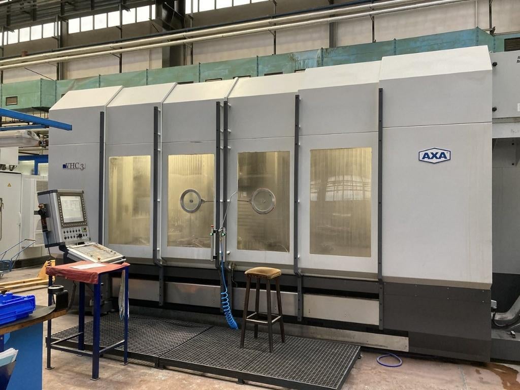 Travelling column machining centre AXA VHC 3 XTS, Ophalen, Gebruikt, Metaal, Machine