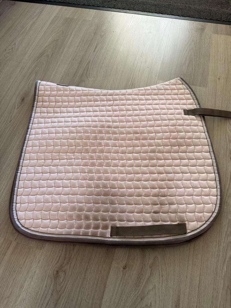 Eskadron zadeldek licht roze, Gebruikt, Dressuurdekje, Eskadron, Roze