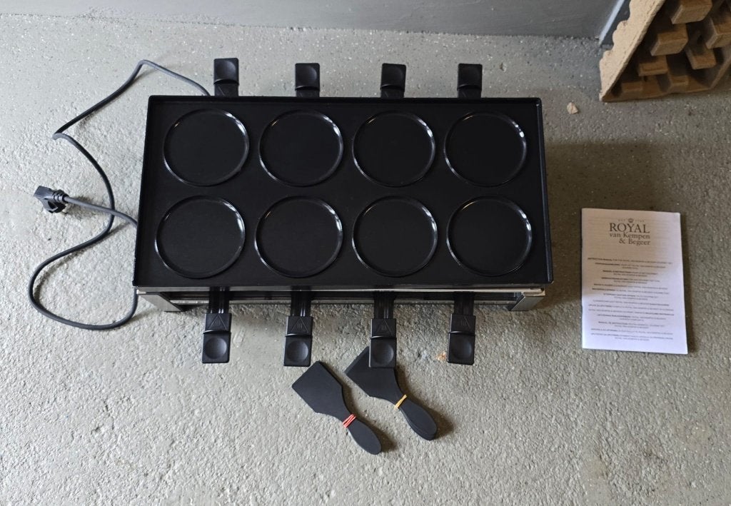 Luxe gourmet / raclette (PFAS-vrij) 8-persoons in doos, Ophalen of Verzenden, Zo goed als nieuw, 8 personen of meer