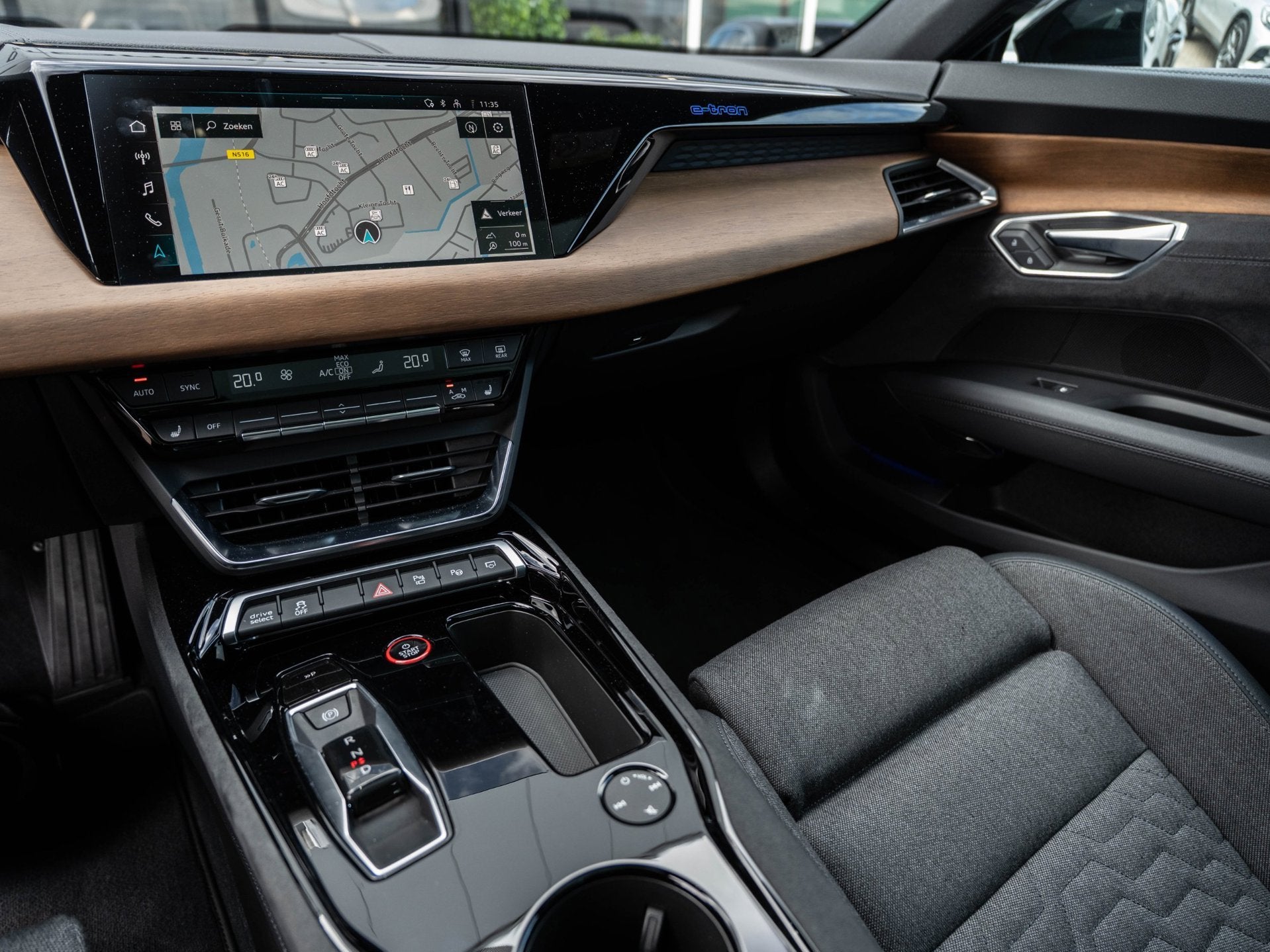 Audi E-tron GT 476 PK 60 Quattro | WLTP 448KM | Pano | B&O S, Auto's, Automaat, Dealer onderhouden, Gebruikt, Met garantie (alle)