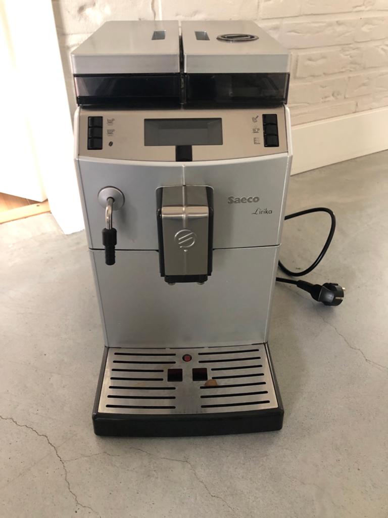 Saeco Lirika (Defect, zie omschrijving), Koffiemachine, Niet werkend, Afneembaar waterreservoir, Koffiebonen