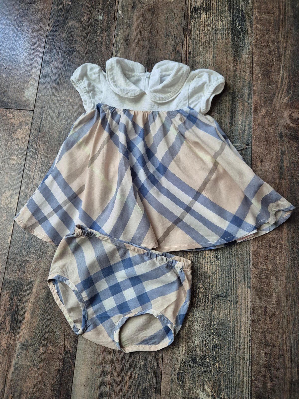 Mooi Burberry jurkje maatje 56, Meisje, Jurkje of Rokje, Ophalen of Verzenden, Zo goed als nieuw