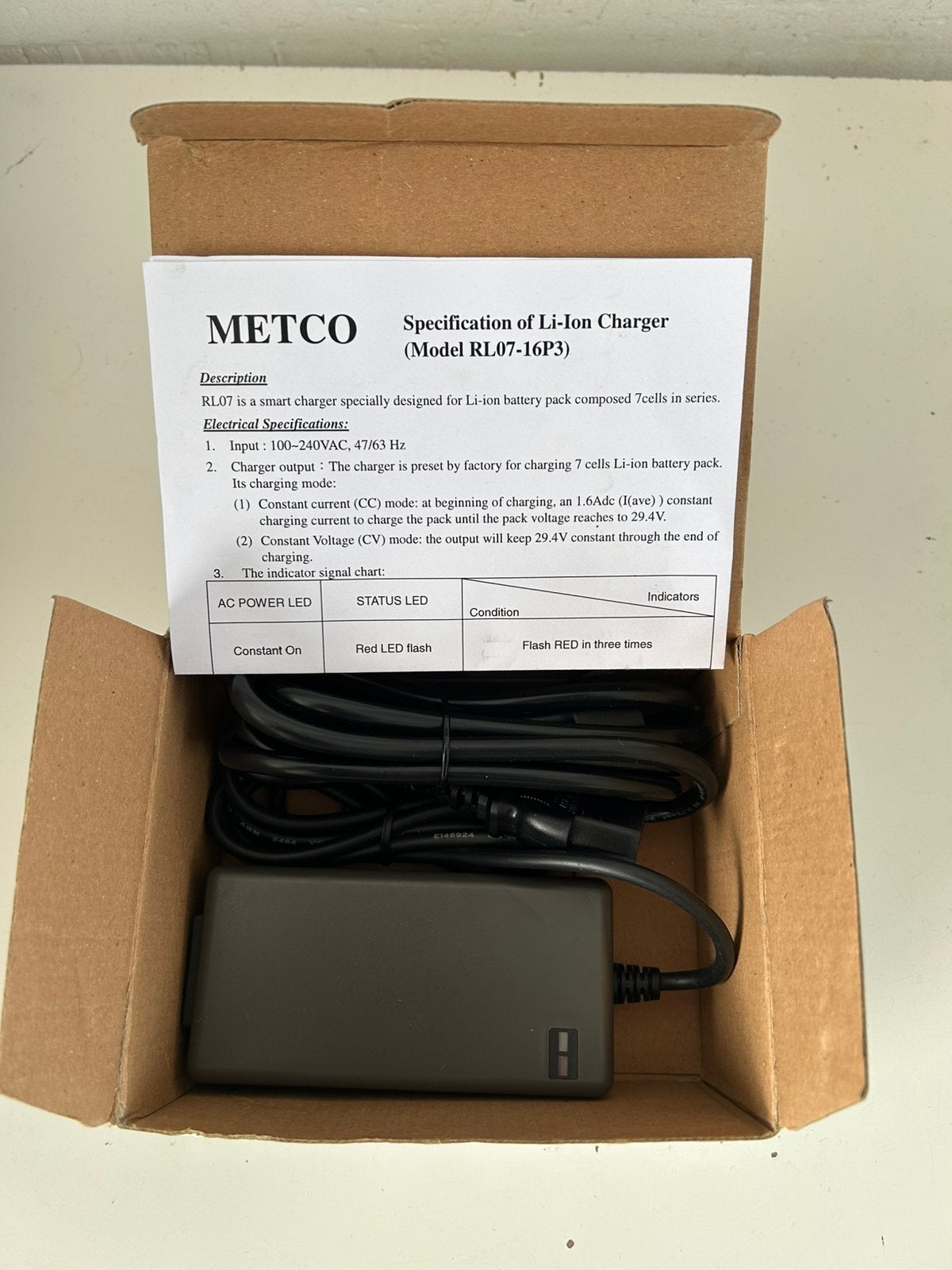 (NIEUW) Merk: Multicycle METCO fiets acculader 24V 3 Pins, Ophalen of Verzenden, Nieuw