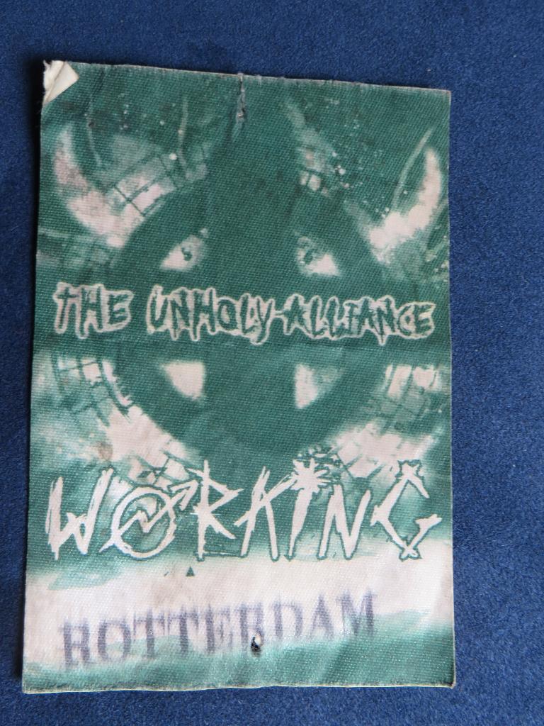 The unholy 2 keer alliance working backstage pas Rotterdam, Gebruikt, Ducoso, Ophalen of Verzenden, Foto of Kaart