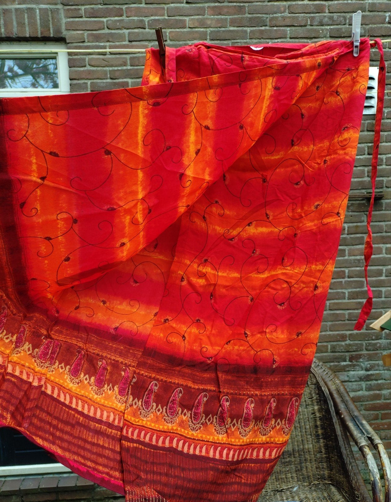 Rode omslag rok maat L, Maat 42/44 (L), Ophalen of Verzenden, Gedragen, Rood