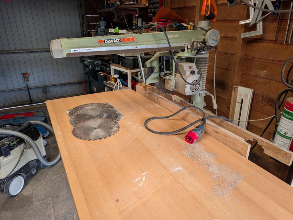 DeWalt DW1603 Radiaal Arm Zaag - Krachtige Houtbewerking, Doe-het-zelf en Verbouw, Ophalen, Gebruikt, DeWalt, 70 mm of meer