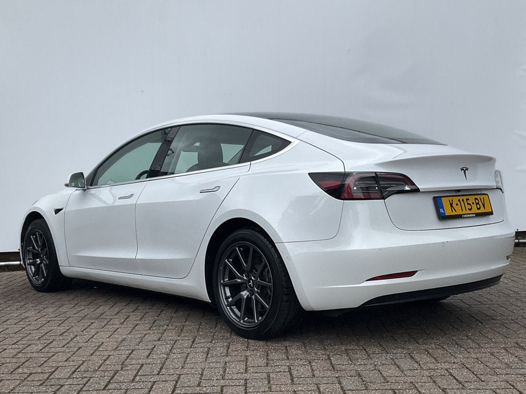Tesla Model 3 SOH 90% RWD Plus 60 kWh LFP Accu Leer Pano Aut, Auto's, Tesla, Automaat, Achterwielaandrijving, Gebruikt, Wit