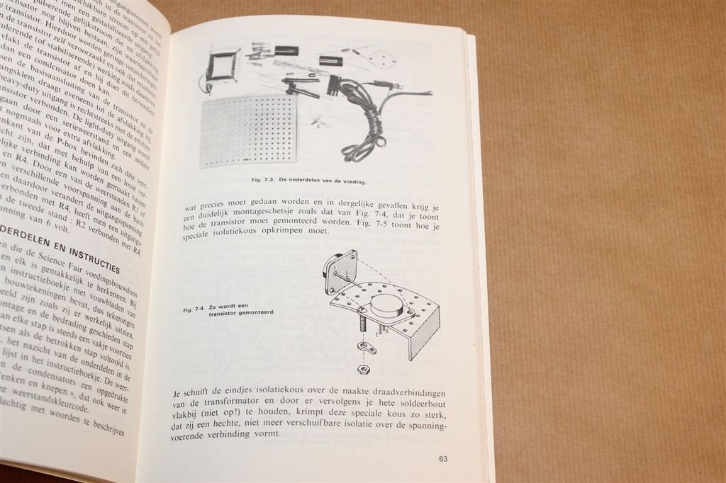 Gids van Realistic Elektronica-Kits — Zeldzaam, Tandy 1975, Ophalen of Verzenden, Gelezen, Bouwkunde