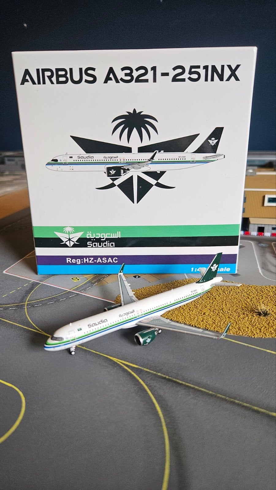 Airbus A321-251NX Saudia HZ-ASAC schaalmodel, Ophalen of Verzenden
