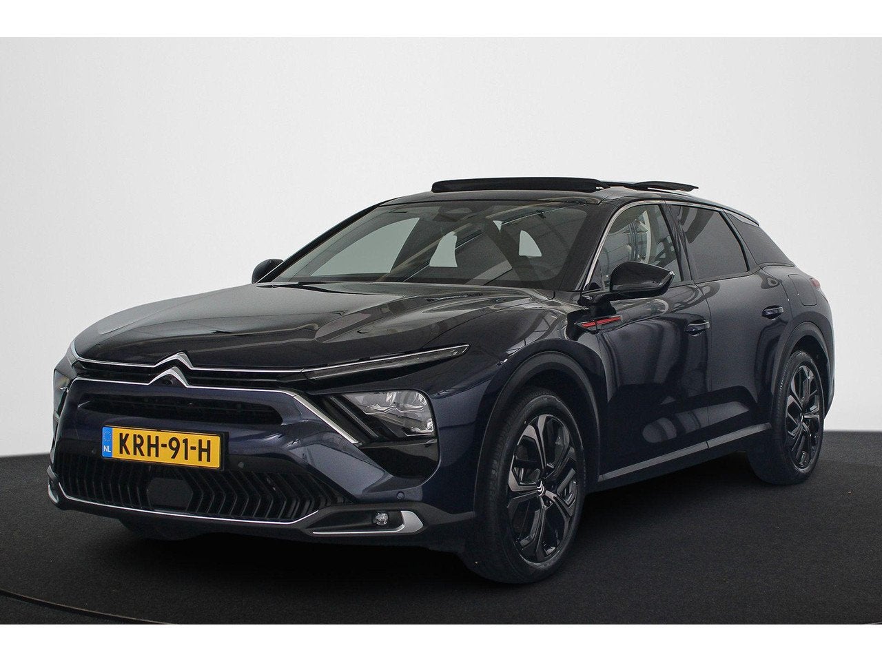 Citroën C5 X 1.6 Plug-in Hybrid 225 Hypnos Pano Leder Stuur, Automaat, Gebruikt, 4 cilinders, Leder