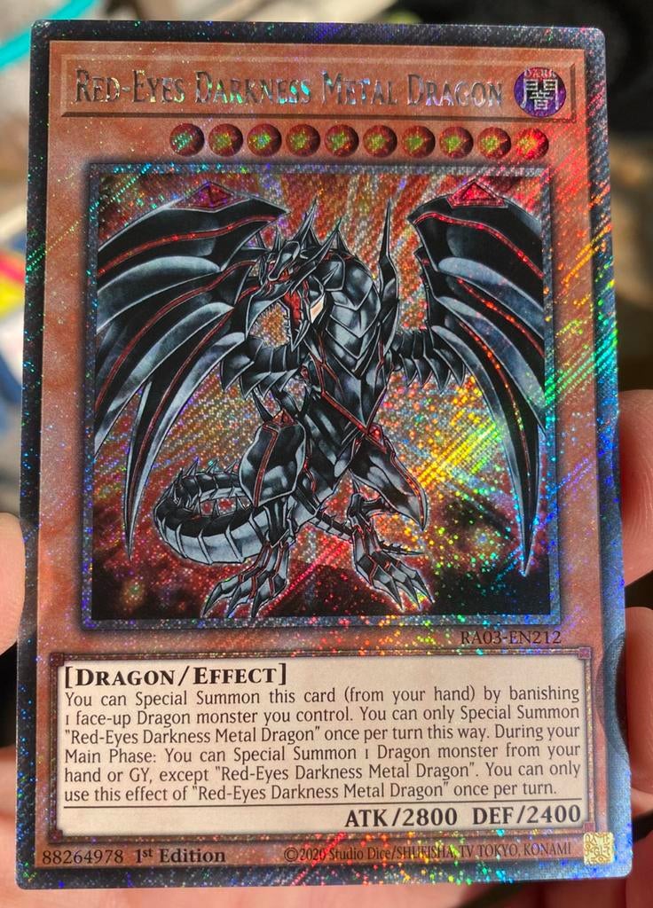 Yu-Gi-Oh! Red-Eyes Darkness Metal Dragon RA03 1st !, Ophalen of Verzenden, Zo goed als nieuw, Losse kaart, Foil