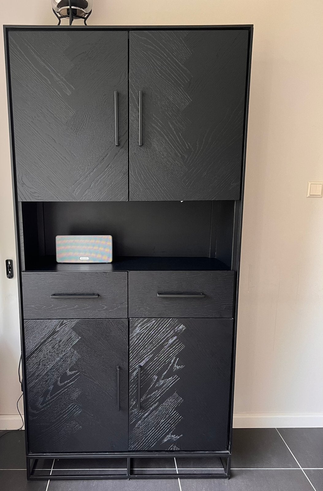 Kast zwart visgraat 94cm breed, Ophalen, 50 tot 100 cm, Zo goed als nieuw, 150 tot 200 cm