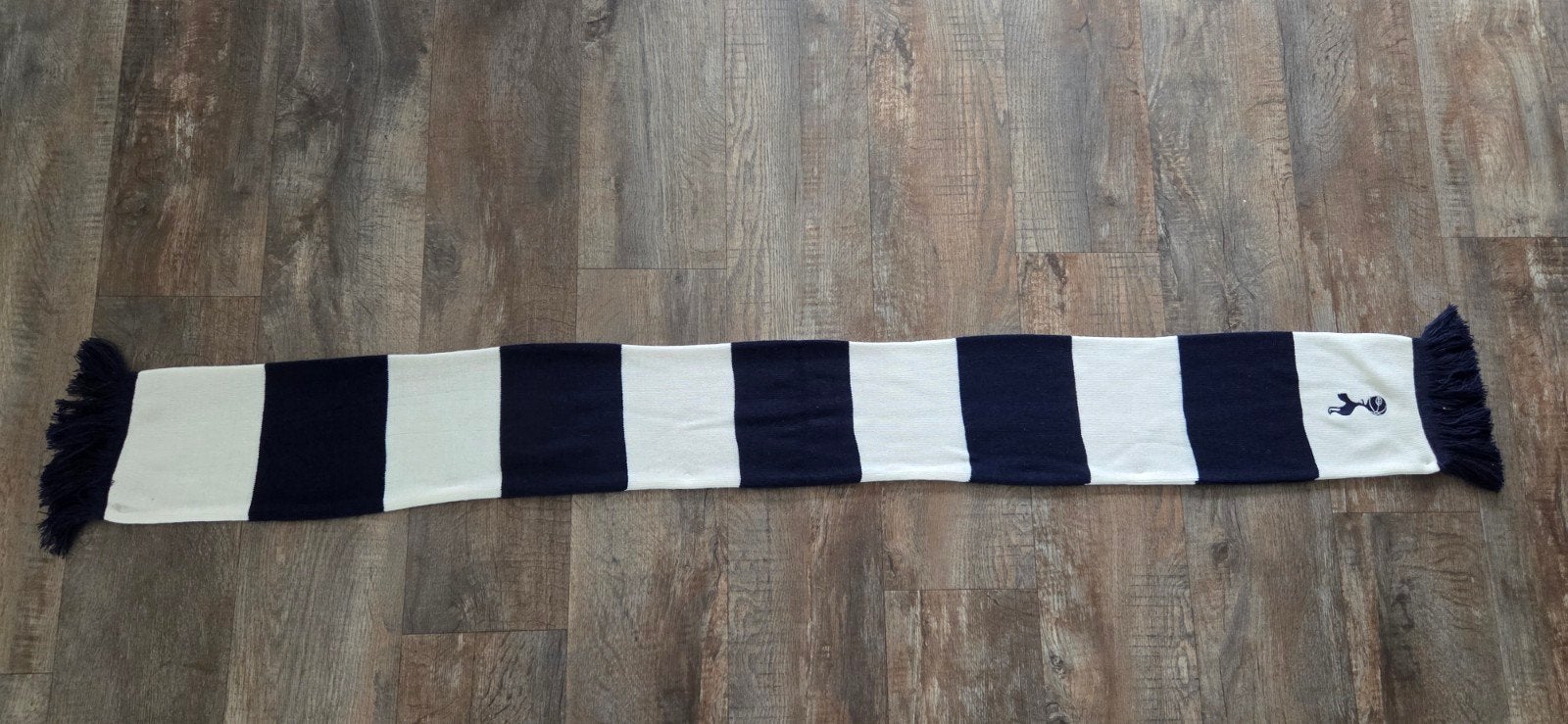 Sjaal Tottenham Hotspur, Ophalen of Verzenden, Zo goed als nieuw, Buitenlandse clubs, Vaantje of Sjaal