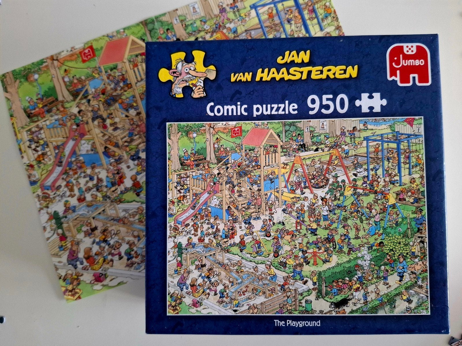 Jan van Haasteren 'The Playground' 950 stukjes + poster ZGAN, Ophalen of Verzenden, 500 t/m 1500 stukjes, Zo goed als nieuw, Legpuzzel