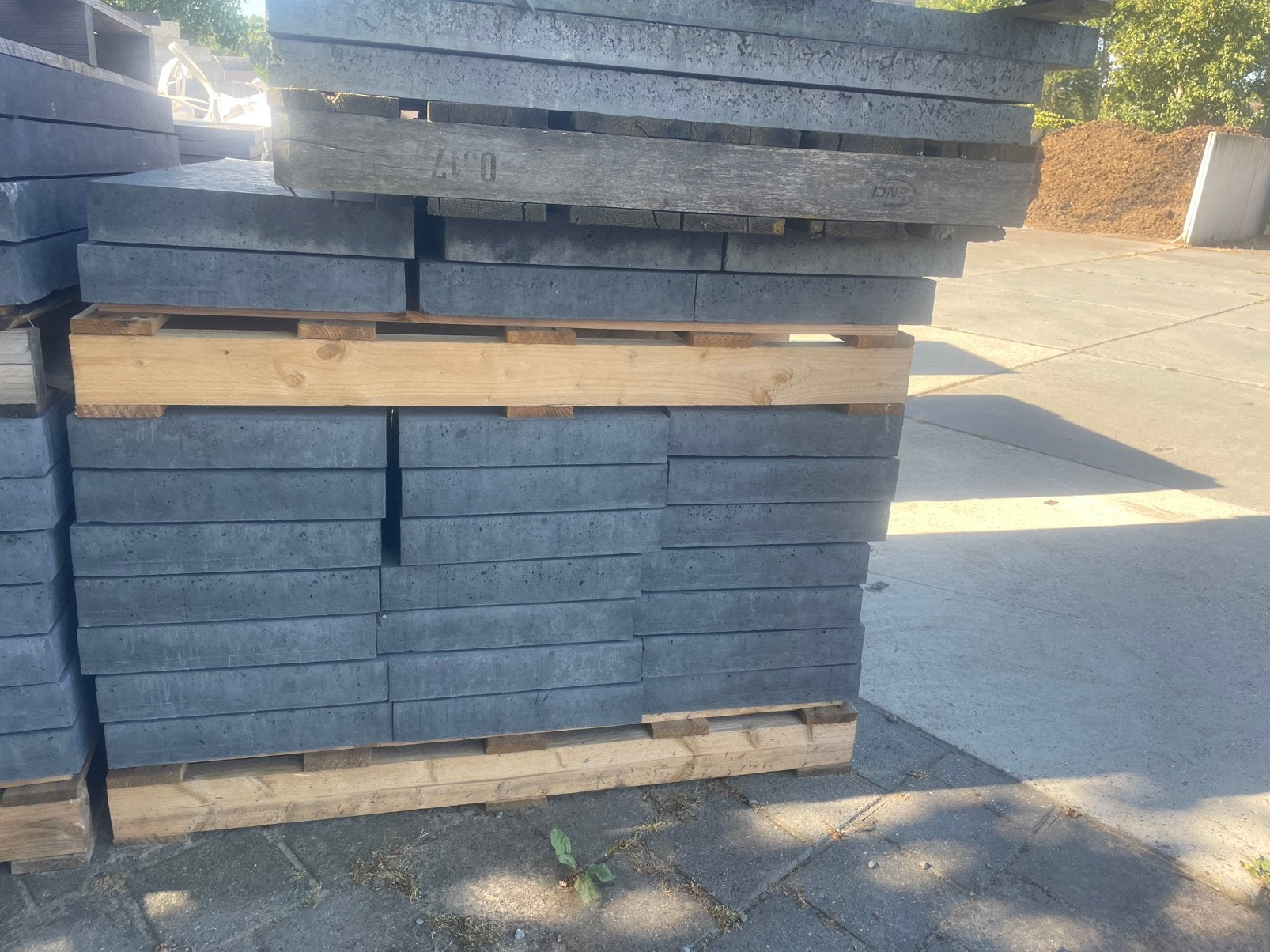 Oud Hollandse opsluitbanden 100x40x7 cm Antraciet RESTPARTIJ, Tuin en Terras, Ophalen, Nieuw, 10 m² of meer, Beton
