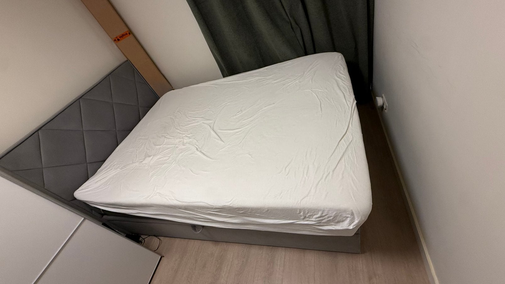 Boxspring Bed 200cm by 180cm with double storage, Ophalen, Tweepersoons, Zo goed als nieuw, 180 cm