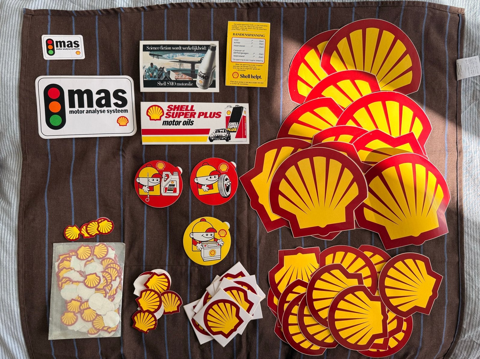 Grote collectie vintage Shell stickers verzameling, Verzamelen, Ophalen of Verzenden, Zo goed als nieuw, Reclamebord