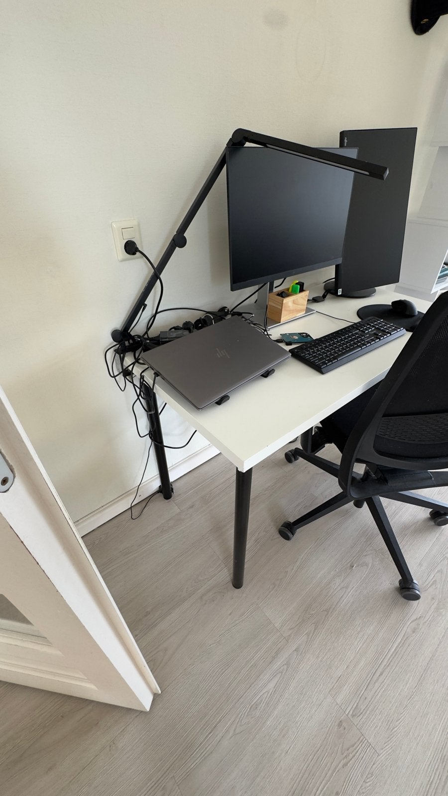 Desk 120 cm, Huis en Inrichting, Bureaus, Ophalen, Gebruikt, Spaanplaat of MDF, Computerbureau