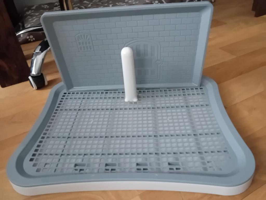 Hondentoilet kleine hond puppy met spatwand, en boompje, Dieren en Toebehoren, Overige Dieren-accessoires, Nieuw, Ophalen of Verzenden