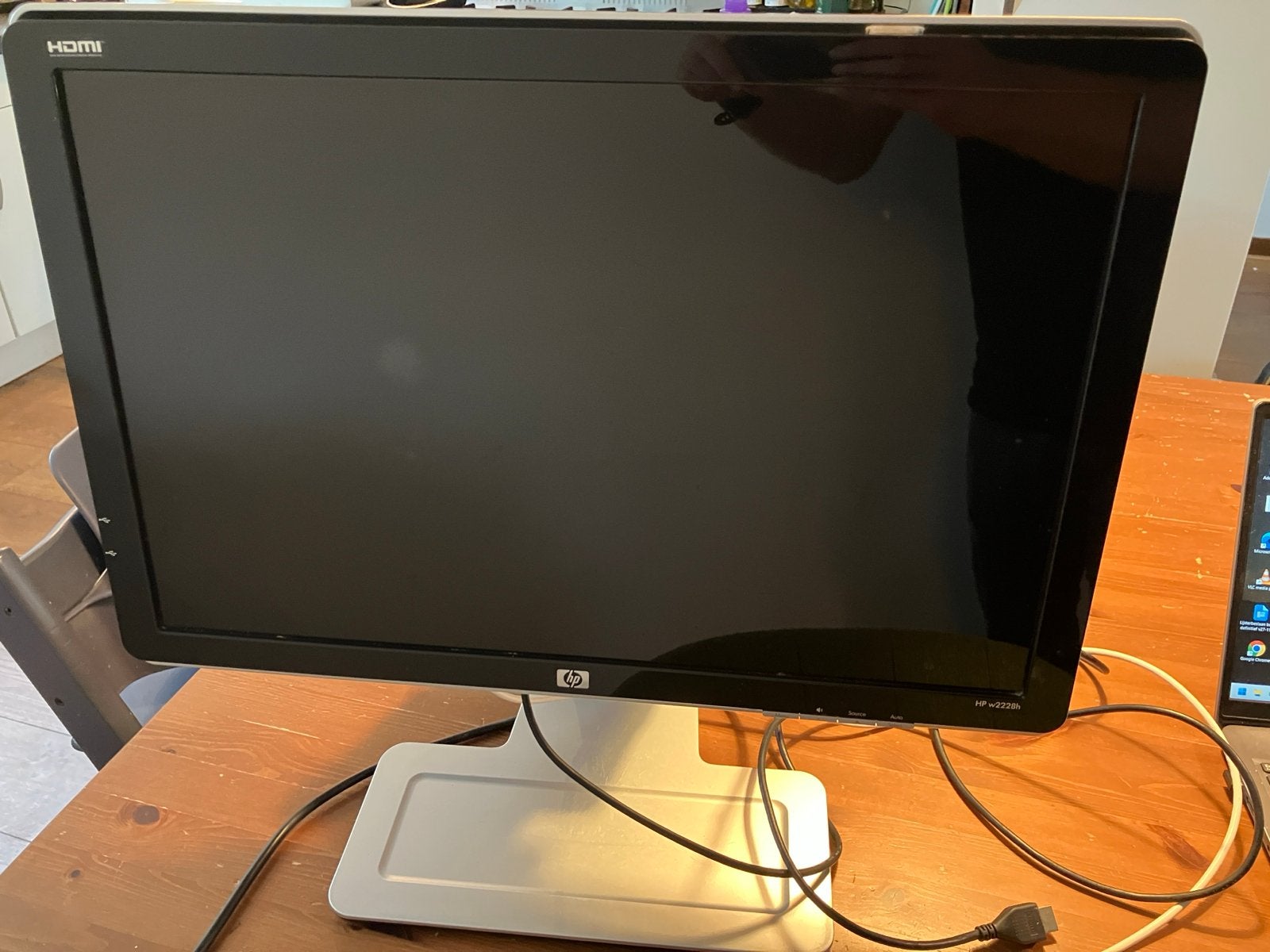 HP w2228h Monitor 22 inch, Computers en Software, Monitoren, Gebruikt, Kantelbaar, Full HD, Onbekend