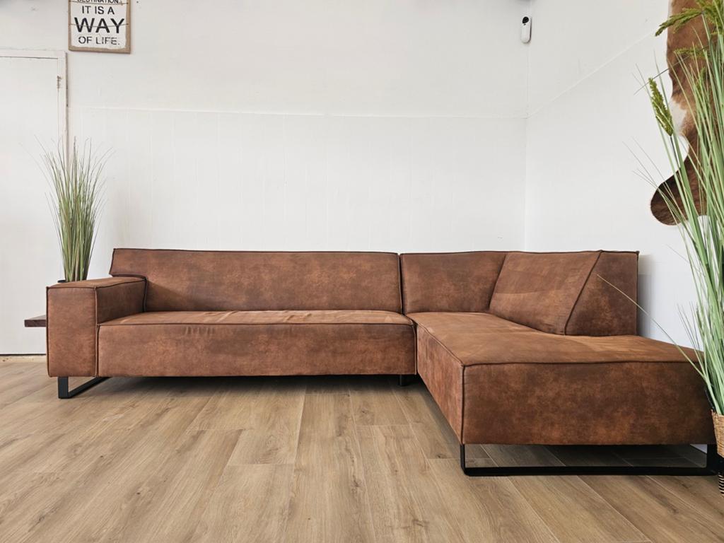 Hoekbank Cognac - WOODENZO Rotterdam, 125 cm of meer, 125 cm of meer, Zo goed als nieuw, Info@homefriesland.nl