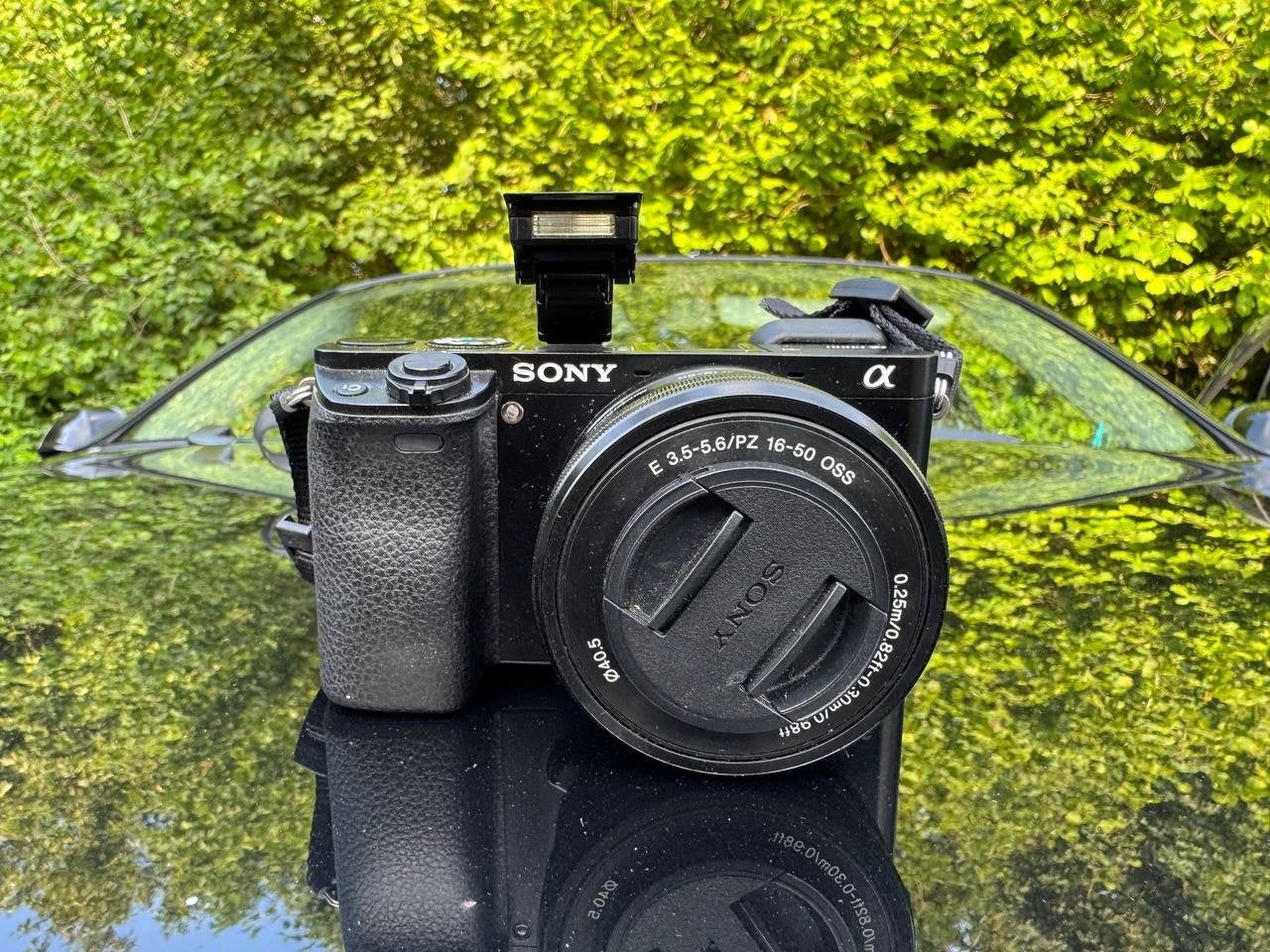 Sony Alpha A6000 met 16-50mm en 50mm F1.8 lens, Audio, Tv en Foto, Fotocamera's Digitaal, Ophalen, Compact, Zo goed als nieuw