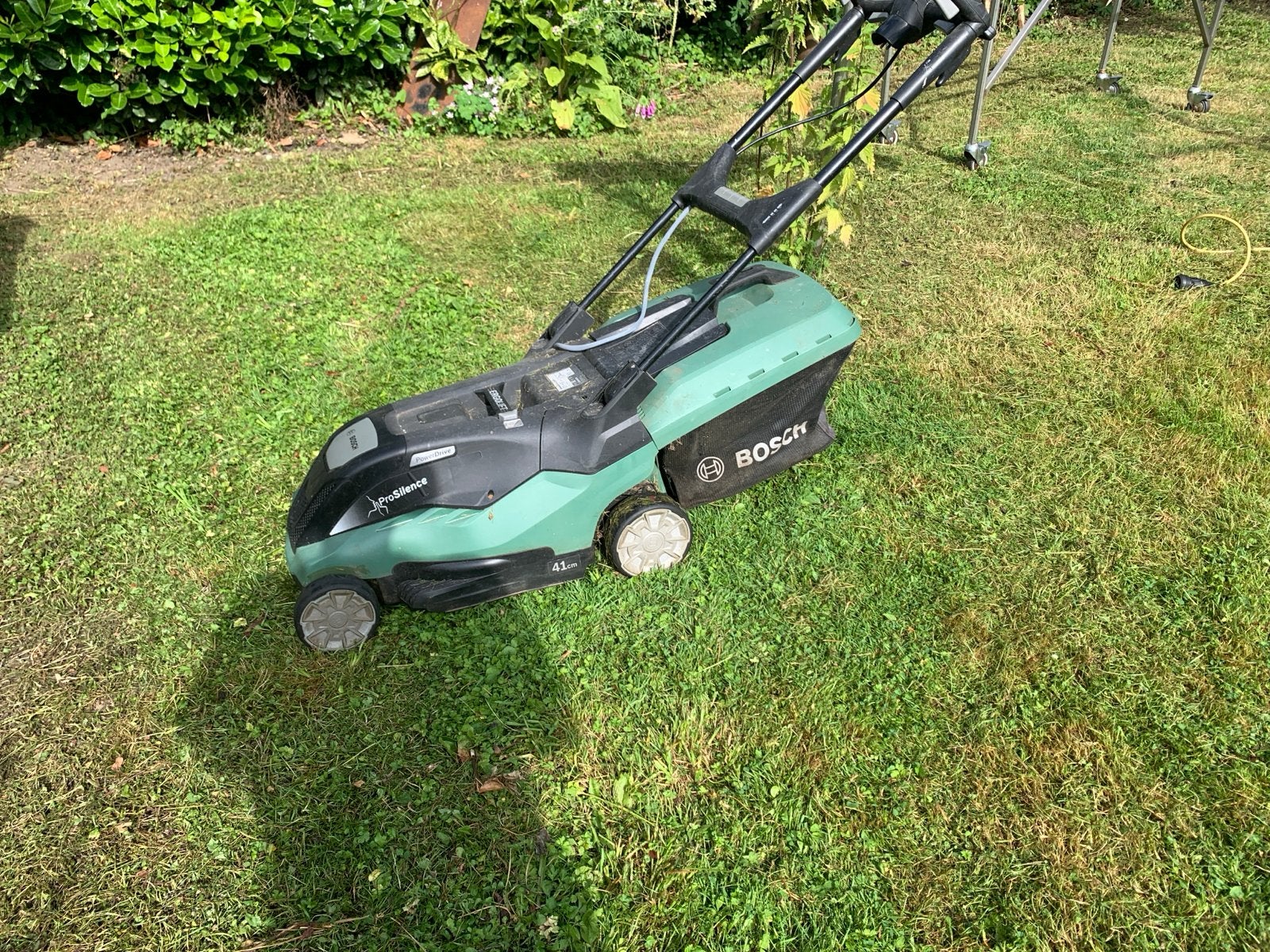 Bosch Advanced Rotak 650 grasmaaier - defect, voor onderdele, Tuin en Terras, Grasmaaiers, Ophalen, Cirkelmaaier, Gebruikt, Elektrische grasmaaier