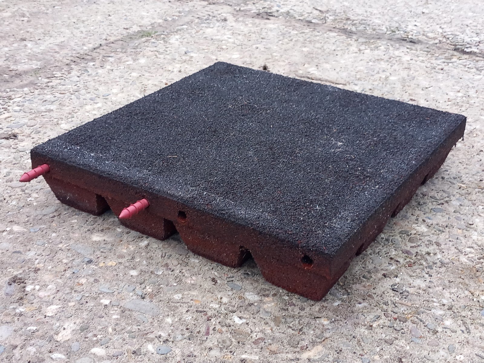 Actie: 533 Rubber tegels 50x50x8. Van €4,80 nu 4,60, Ophalen, Gebruikt, -, -