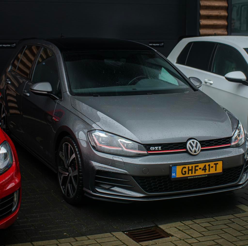 Golf 7.5 GTI DSG | 303 PK | 2017 | Zeer nette staat, Stof, Zwart, 4 cilinders, 1600 kg