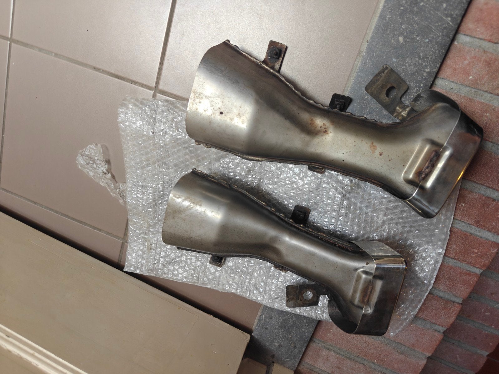 Originele Renault Clio 4 RS Uitlaatsierstukken Links/Rechts, Ophalen, Gebruikt, Universele onderdelen
