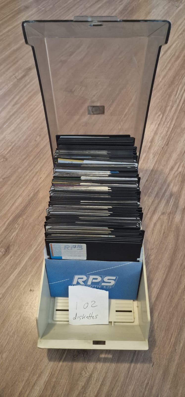 102 Commodore 64 diskettes vol met software games, Computers en Software, Vintage Computers, Ophalen of Verzenden, Commodore C 64