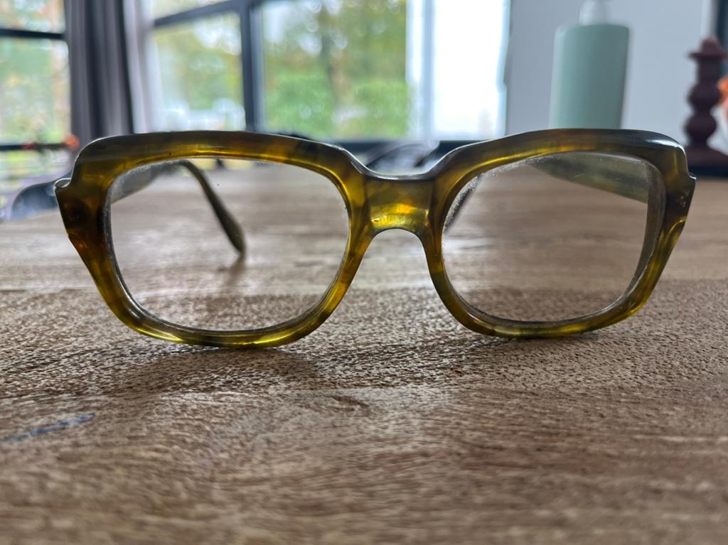 Jaren 60 robuste groen bruine retro Oscar (lees) bril +1,5, Ophalen of Verzenden