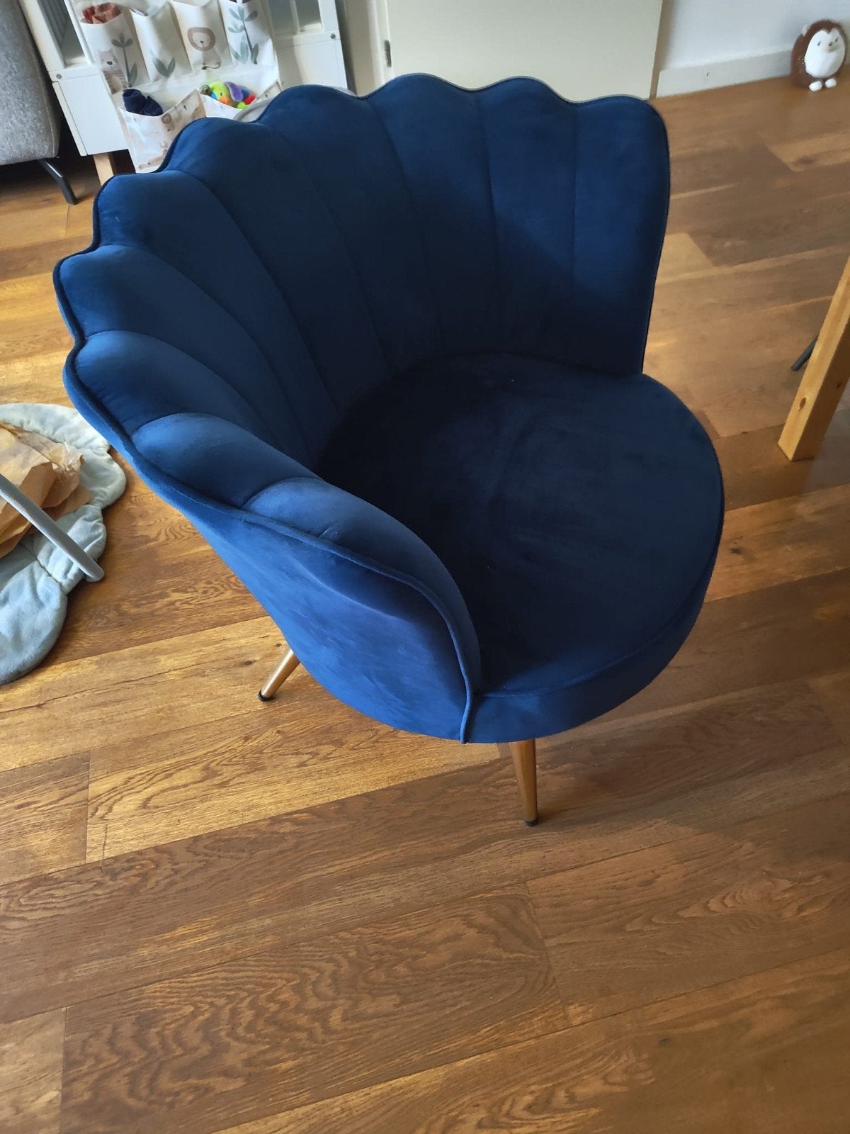 Stijlvolle blauwe schelpfauteuil - Zo goed als nieuw, Ophalen, Blauw, Zo goed als nieuw, Stof