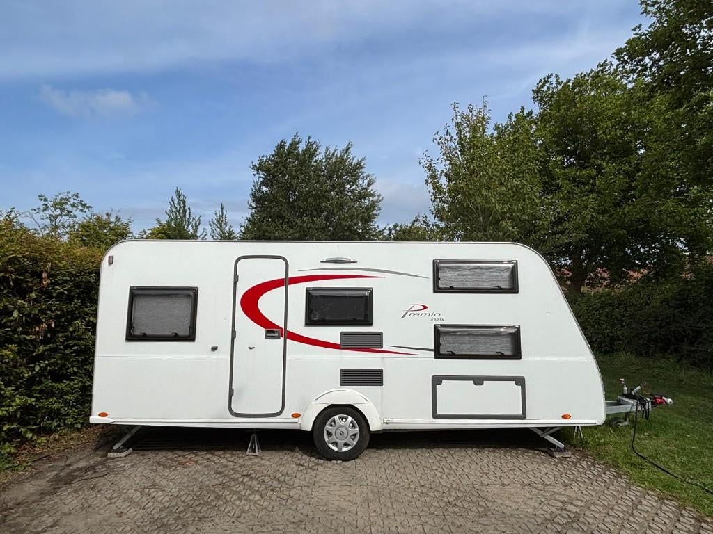 Mooie Bürstner 490 TK gezinscaravan, Caravans en Kamperen, Standaardzit, Particulier, Bürstner, 5 tot 6 meter