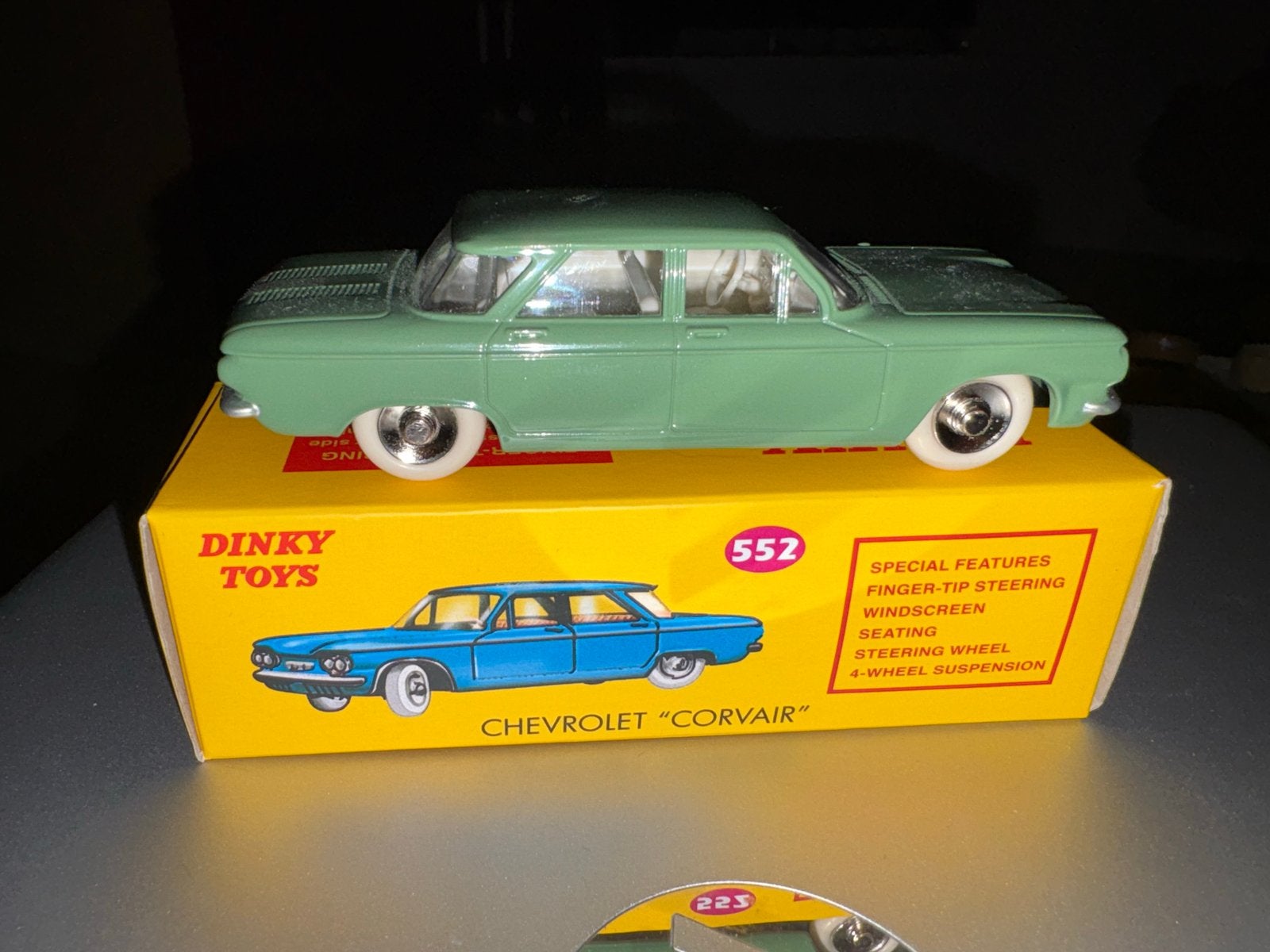 Dinky Toys 552 Chevrolet Corvair - Zo goed als nieuw, Hobby en Vrije tijd, Ophalen of Verzenden, Nieuw, Auto, Dinky Toys