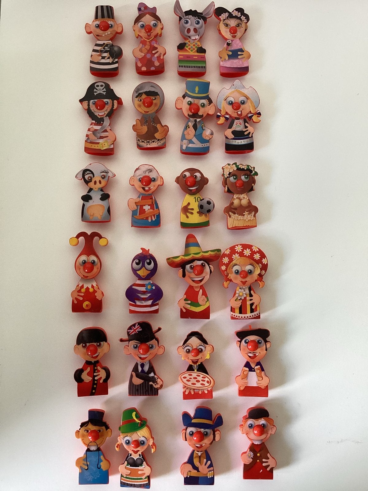 Complete set 24 Roze Neuzen poppetjes Emté 2016, Ophalen of Verzenden, Zo goed als nieuw