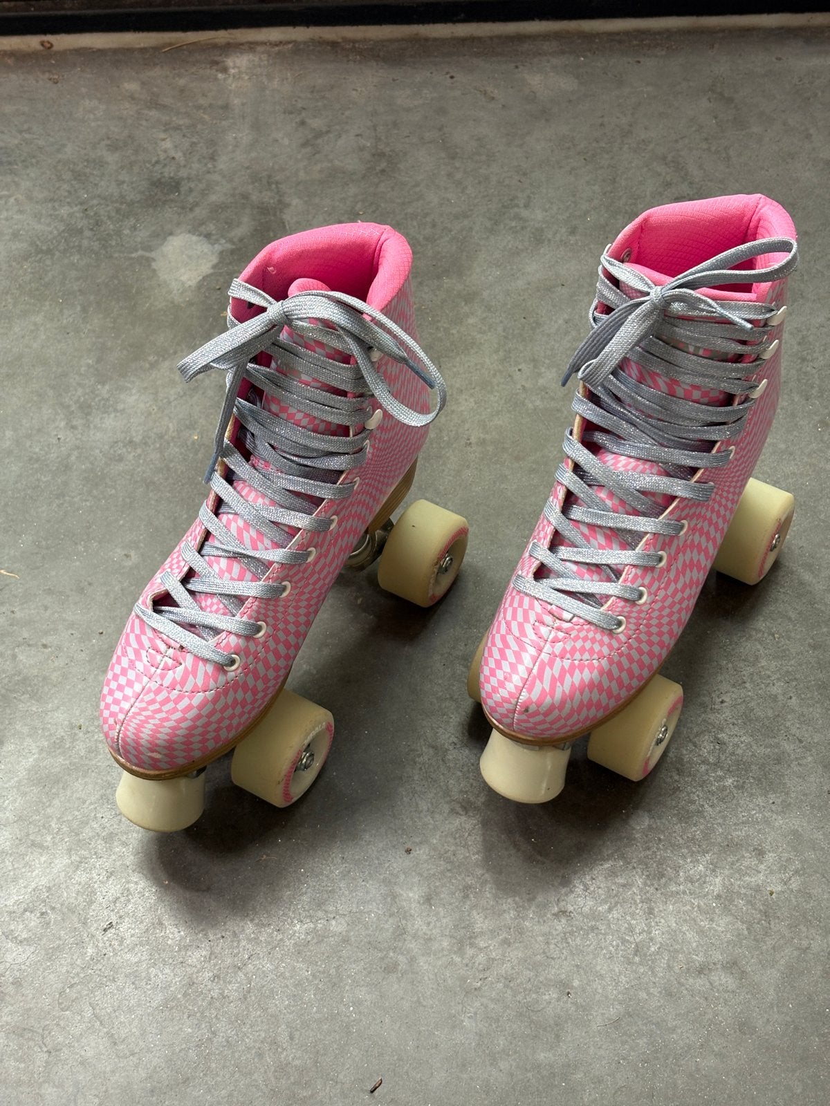 Impala rolschaatsen roze/wit geblokt maat 38 ZGAN, Ophalen of Verzenden, Gebruikt, Overige typen, Overige merken
