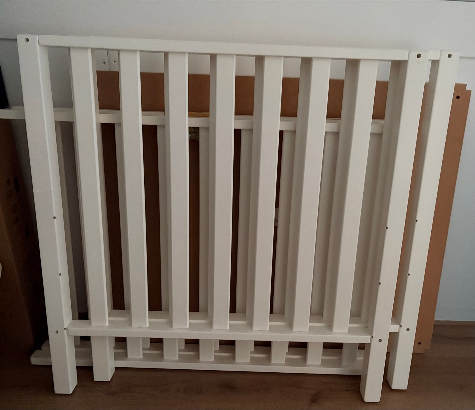 Wit houten box voor baby of peuter 75x95 cm, Kinderen en Baby's, Ophalen, Gebruikt, Ledikant