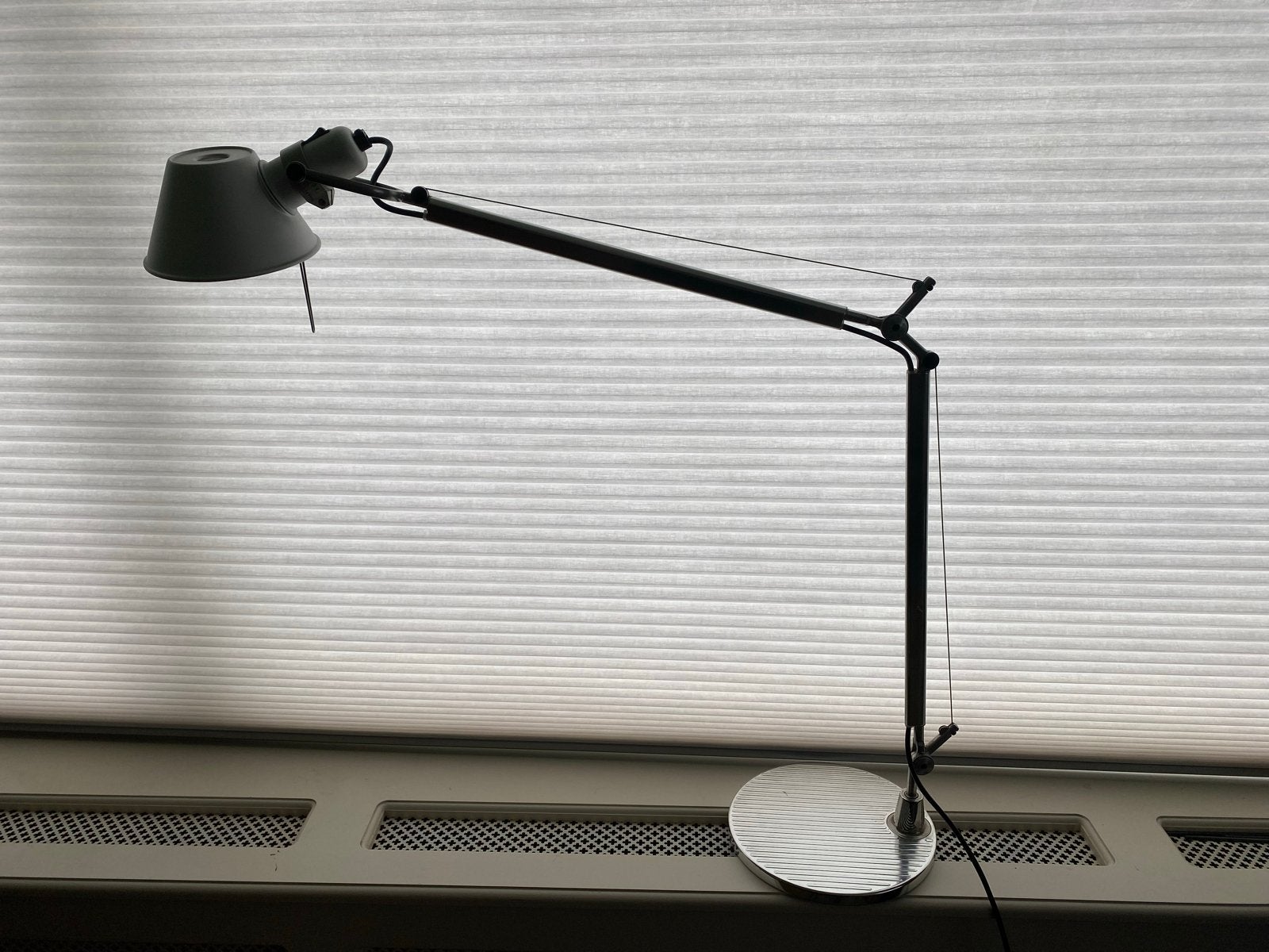 Artemide Tolomeo Tavolo Classic Bureaulamp - Design Icoon, Bureaulamp, Grijs, Metaal, Gebruikt