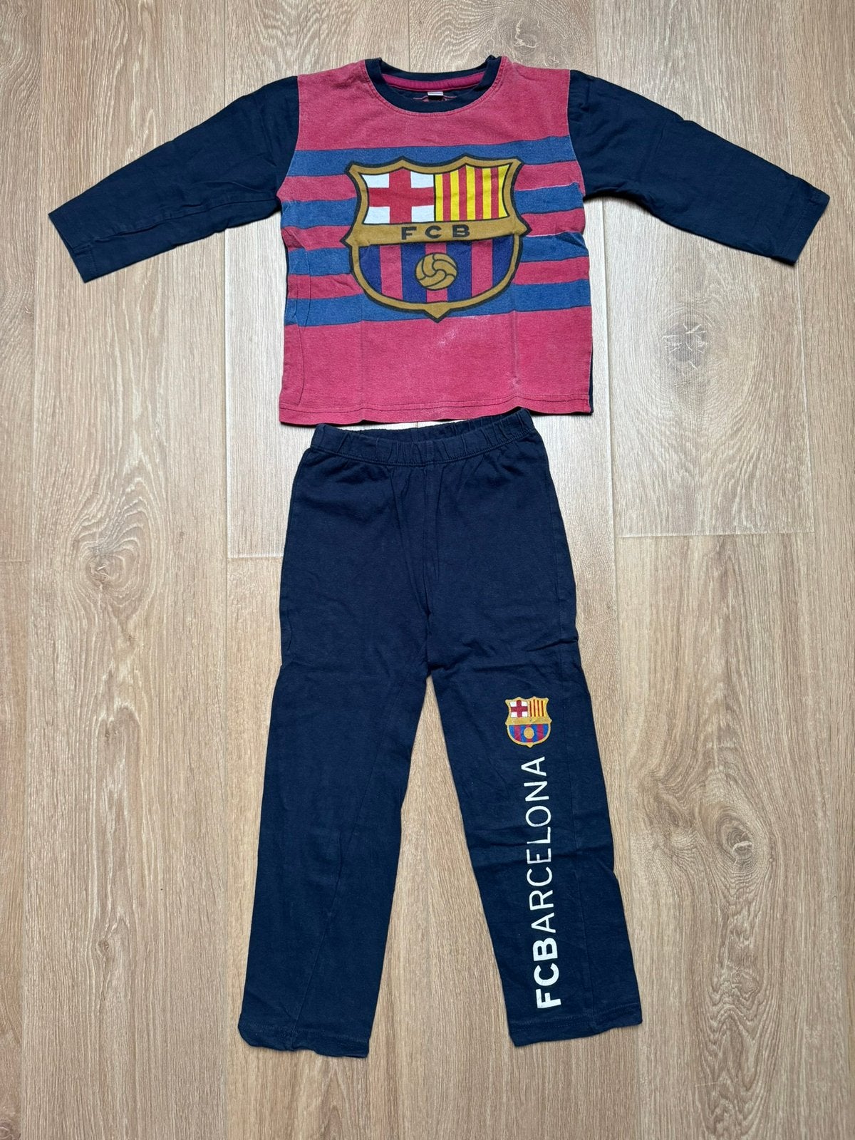 FC Barcelona pyjama maat 98/104, Ophalen of Verzenden, Gebruikt, Jongen, Nacht- of Onderkleding