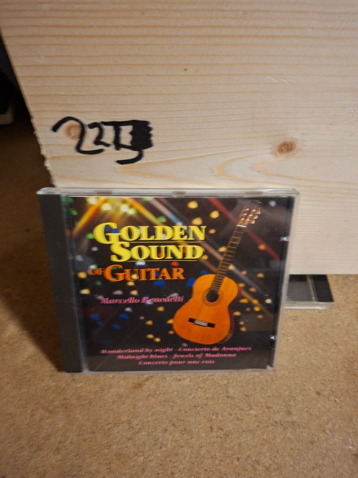 Golden Sound of Guitar - Marcello Benedetti CD, Cd's en Dvd's, Ophalen of Verzenden, Gebruikt, Album, Inclusief doosje