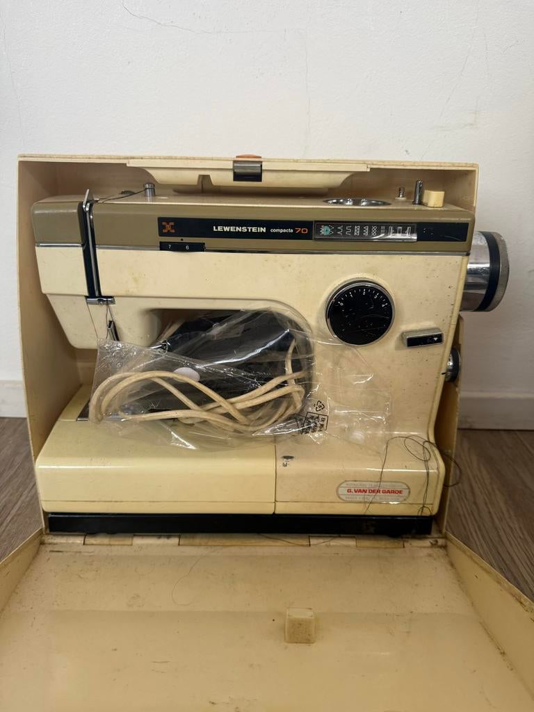 Lewenstein Compacita 70 Naaimachine, Ophalen of Verzenden