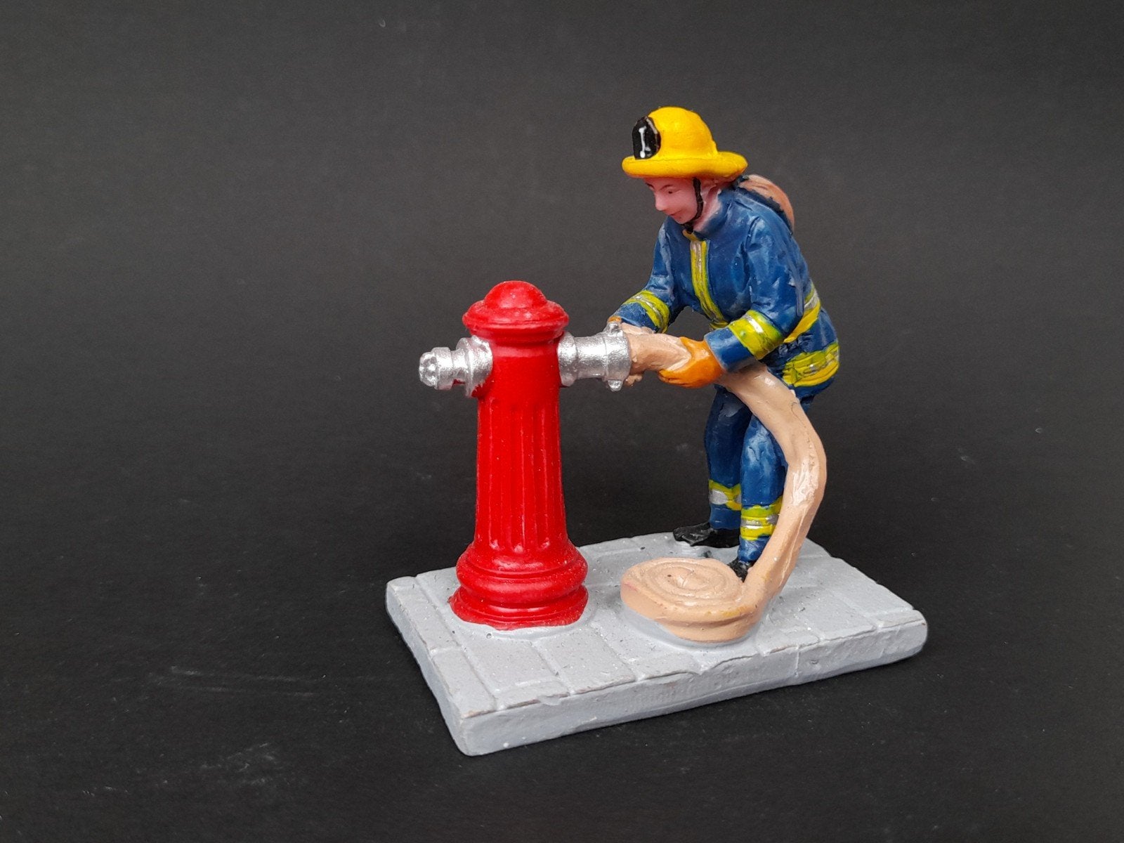 lemax kerst figuur f29 kerstdorp kersthuisjes brandweer, Verzenden
