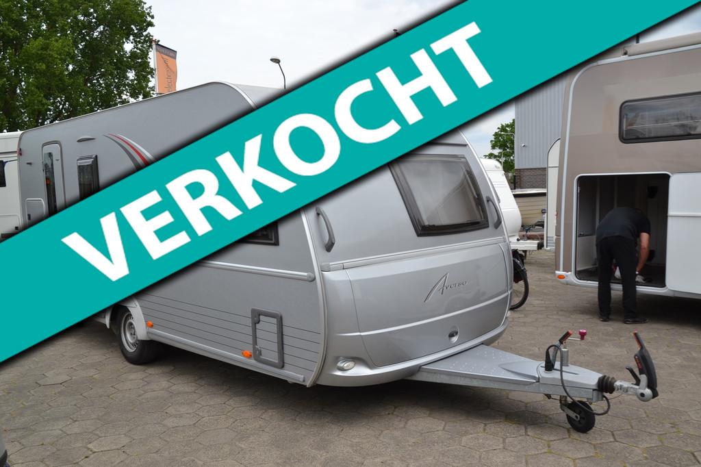 Burstner Averso 495 TK - Stapelbed - Fransbed - Voortent - 6, Caravans en Kamperen, Kachel, Overige typen, 7 tot 8 meter, Bedrijf