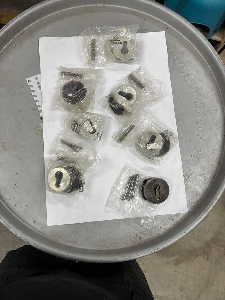 Slot rozet, Ophalen of Verzenden, Nieuw, 50 tot 100 mm