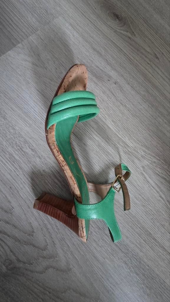 Nieuwe groene sandalen met hak, maat 36 - Unisa, Nieuw, Unisa, Groen, Sandalen of Muiltjes